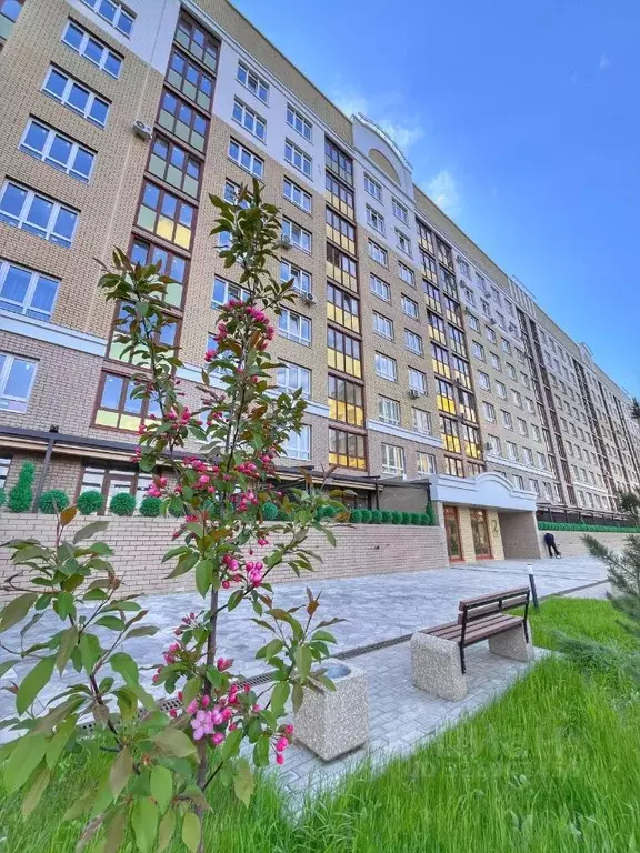 3-к кв. Брянская область, Брянск ул. Ульянова, 24 (76.49 м) - Фото 0