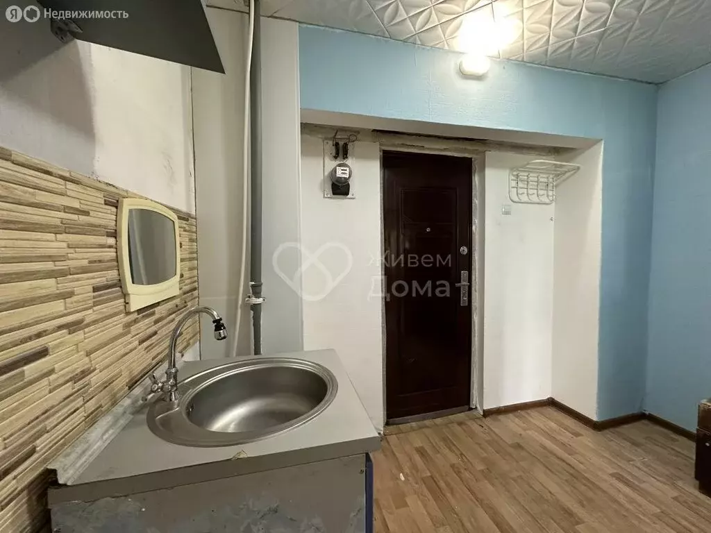 1к в -комнатной квартире (18.3 м) - Фото 0