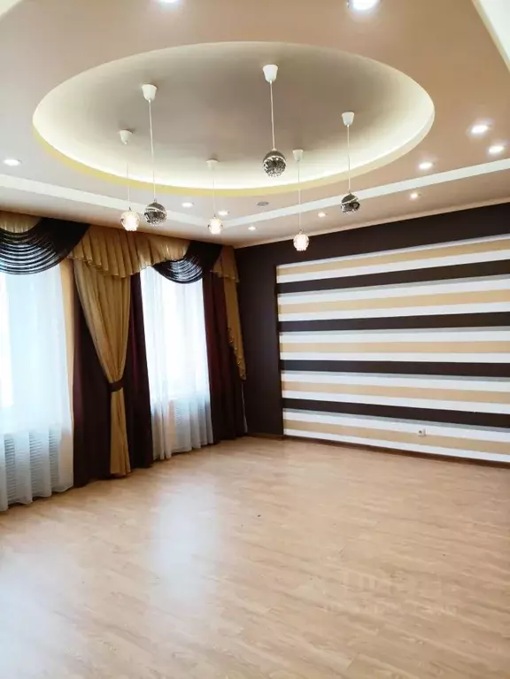 Помещение свободного назначения в Тюменская область, Тюмень ул. ... - Фото 2