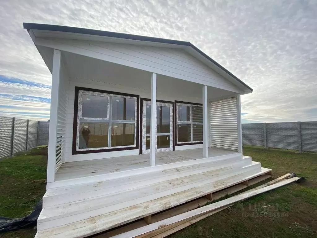 Дом в Крым, Сакский район, Молочненское с/пос, с. Витино ул. Морская, ... - Фото 1