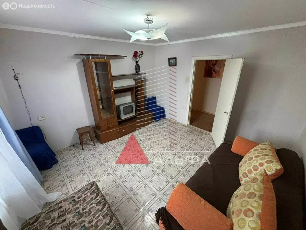 3-комнатная квартира: Евпатория, улица Некрасова, 85 (58.6 м) - Фото 2