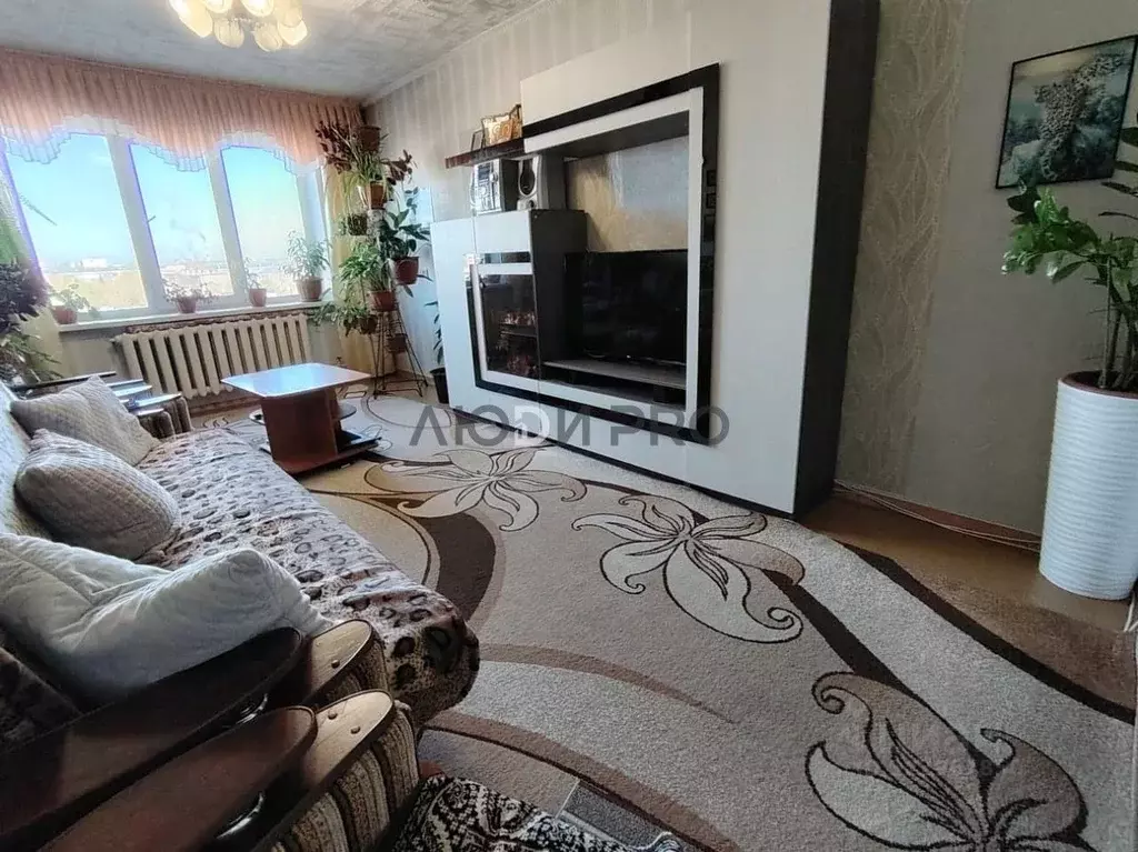 3-к кв. Алтайский край, Барнаул ул. Советской Армии, 133Б (68.5 м) - Фото 1