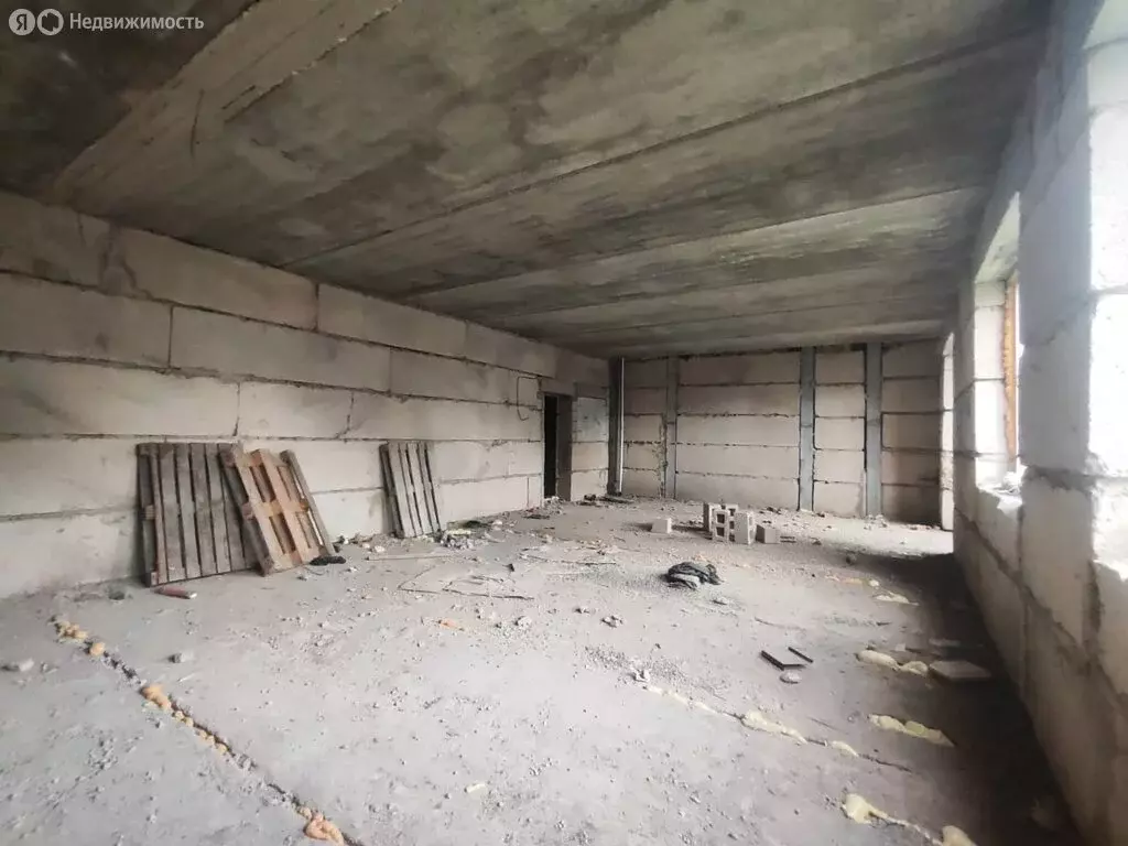 2-комнатная квартира: Чегем, микрорайон Южный, 33 (70 м) - Фото 1