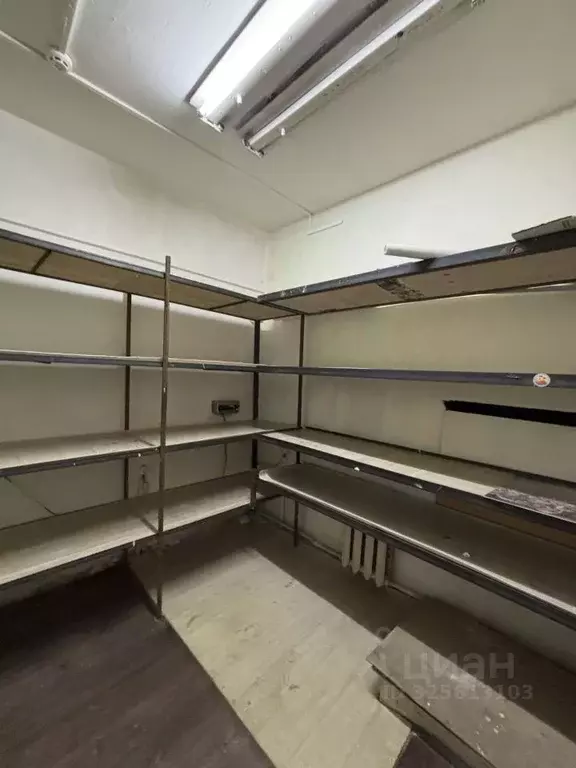 Склад в Коми, Сыктывкар ул. Ленина, 48 (11 м) - Фото 2