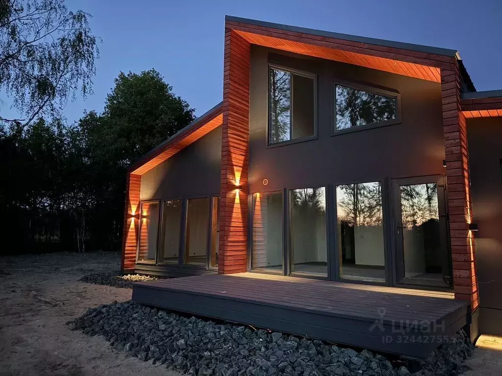 Дом в Карелия, Прионежский район, с. Заозерье ул. Озерная, 2А (150 м) - Фото 1