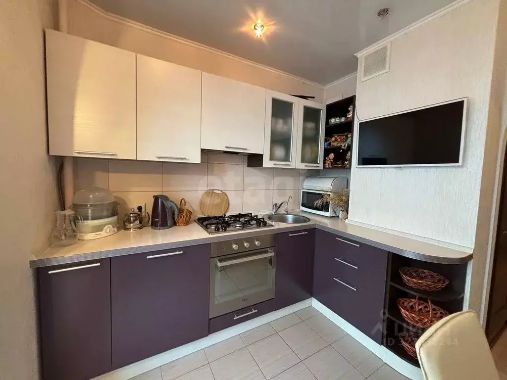 2-к кв. Белгородская область, Белгород ул. Есенина, 52 (47.8 м) - Фото 1