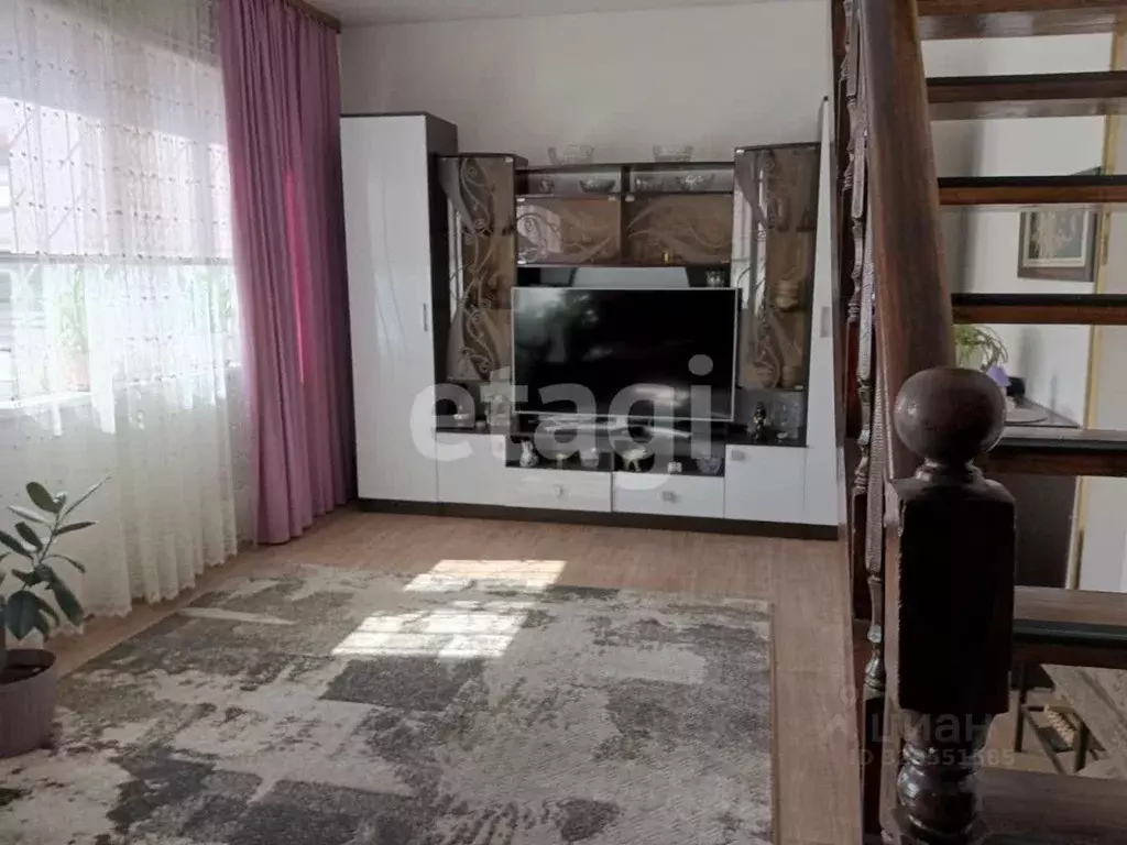 Дом в Бурятия, Улан-Удэ Грачевская ул., 102 (99 м) - Фото 2