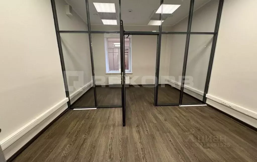 Офис в Санкт-Петербург ул. Чайковского, 29 (220 м) - Фото 2