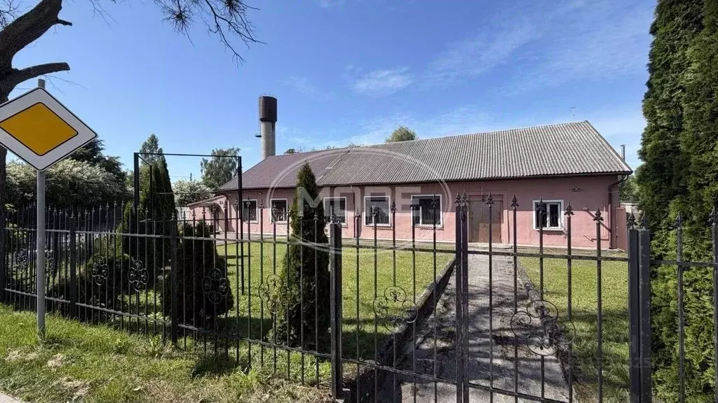 Дом в Калининградская область, Гвардейский муниципальный округ, пос. ... - Фото 1