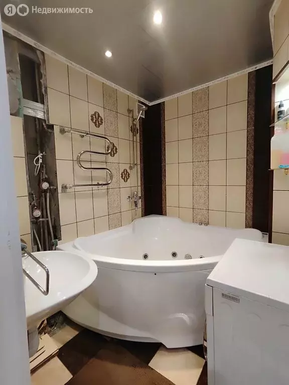 3-комнатная квартира: Троицк, посёлок Троицкая ГРЭС, 10-й квартал, 7 ... - Фото 1