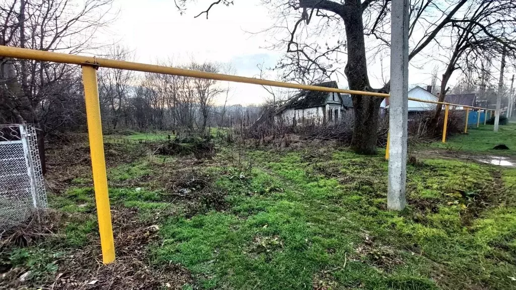 Участок в Краснодарский край, Абинский район, Ахтырское городское ... - Фото 0