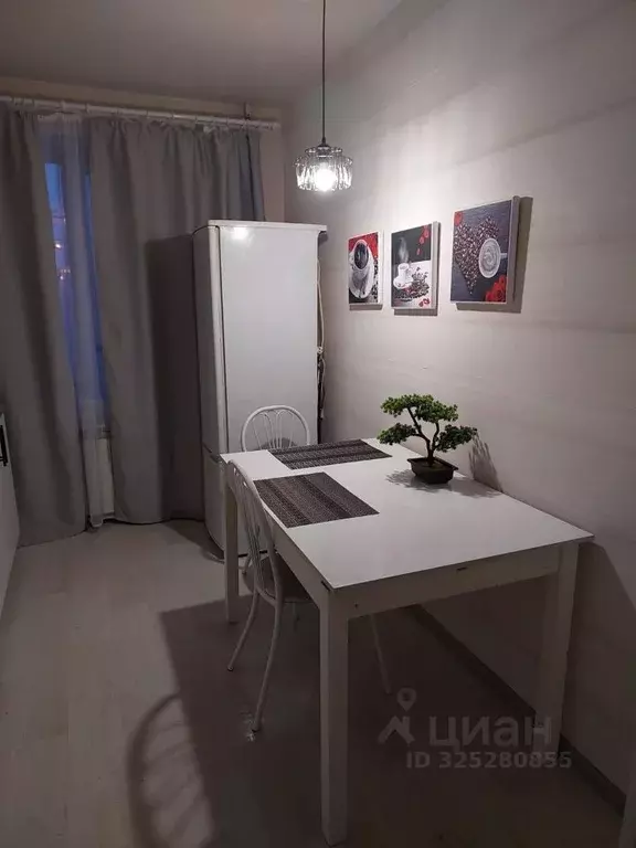 1-к кв. Саха (Якутия), Якутск 202-й мкр, 4 (35.0 м) - Фото 2