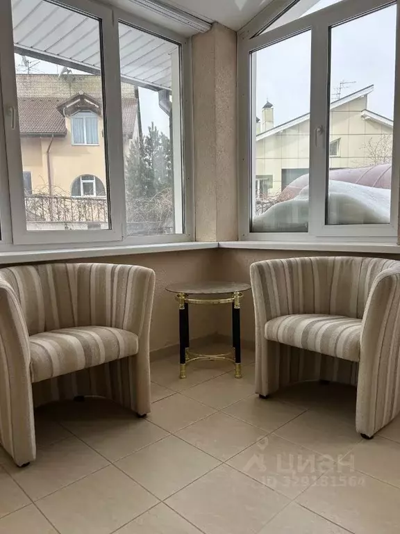 Коттедж в Красноярский край, Красноярск Свободный просп., 98/1 (450 м) - Фото 2