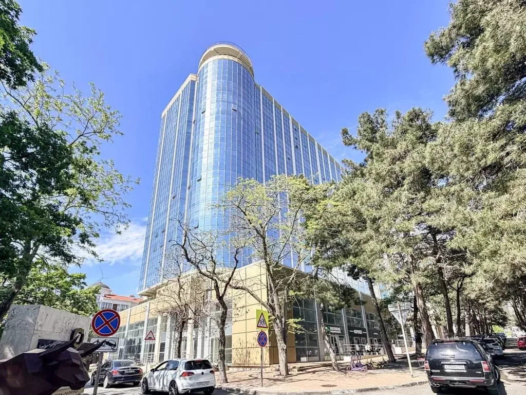 Гараж в Краснодарский край, Геленджик ул. Мира, 40 (10 м) - Фото 1