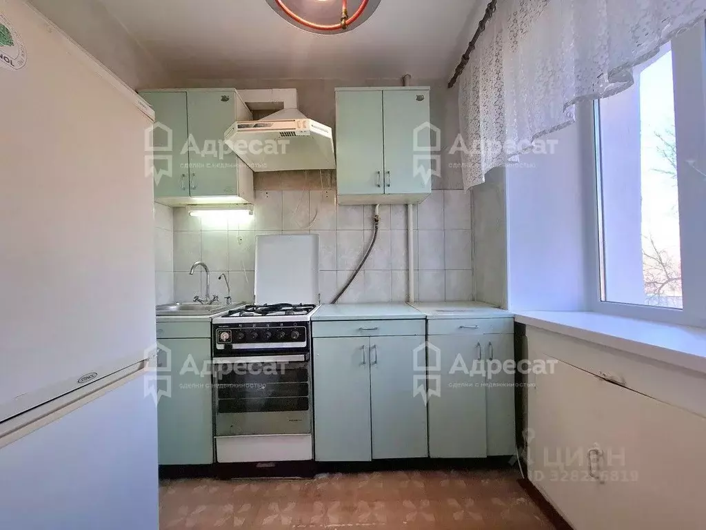 1-к кв. Волгоградская область, Волгоград ул. Германа Титова, 52 (29.9 ... - Фото 1