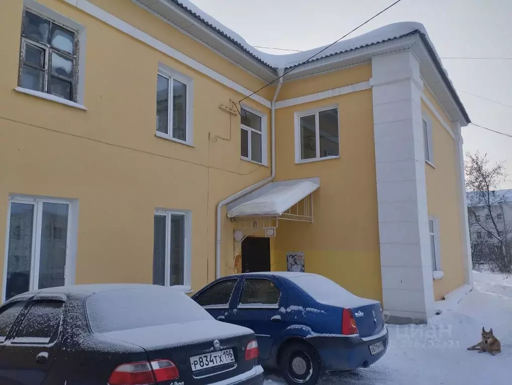 2-к кв. Свердловская область, Верхняя Салда ул. Евстигнеева, 32 (59.1 ... - Фото 1