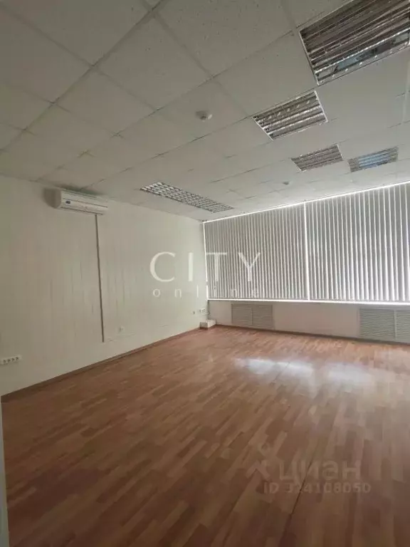 Офис в Тюменская область, Тюмень ул. Республики, 173 (100 м) - Фото 2