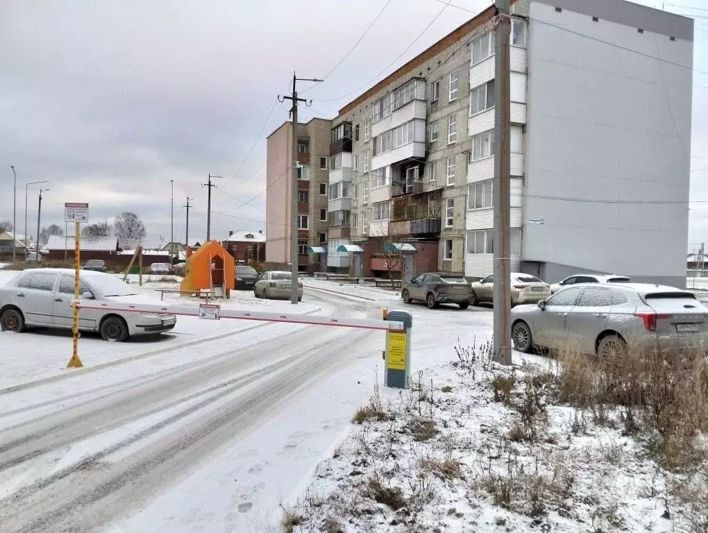 4-к кв. Свердловская область, Невьянск ул. Космонавтов, 64 (105.0 м) - Фото 1