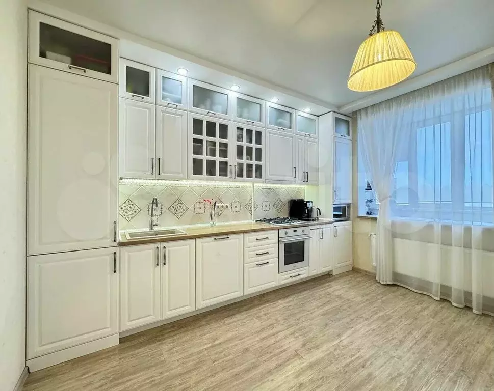 2-к. квартира, 72,5 м, 8/11 эт. - Фото 1