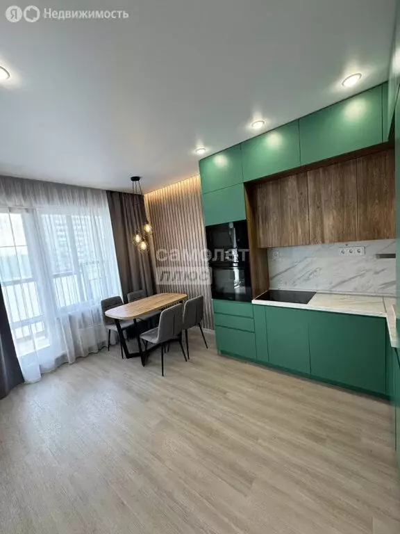 3-комнатная квартира: Новосибирск, улица Виноградова, 5 (56.4 м) - Фото 1