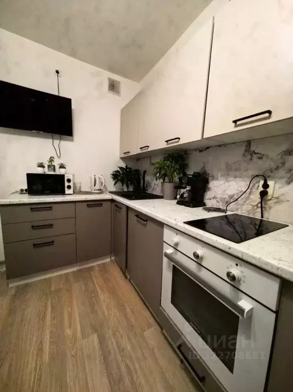 2-к кв. Свердловская область, Екатеринбург ул. Академика Парина, 41 ... - Фото 2