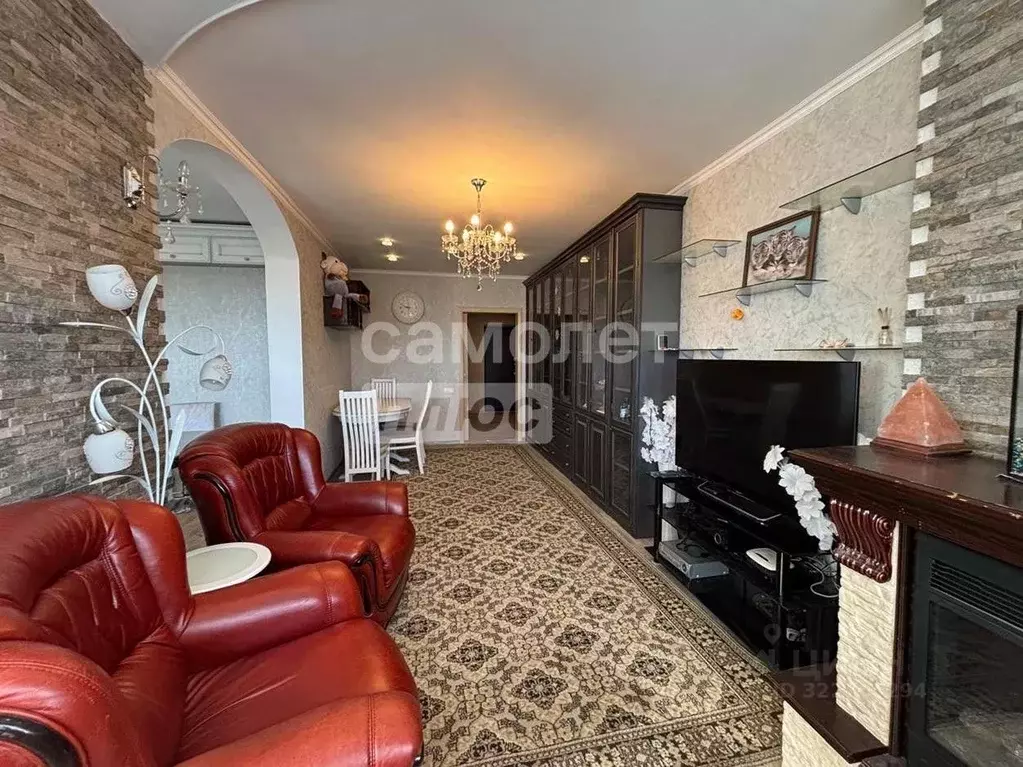 2-к кв. Московская область, Чехов Вишневая ул., 2 (60.0 м) - Фото 2