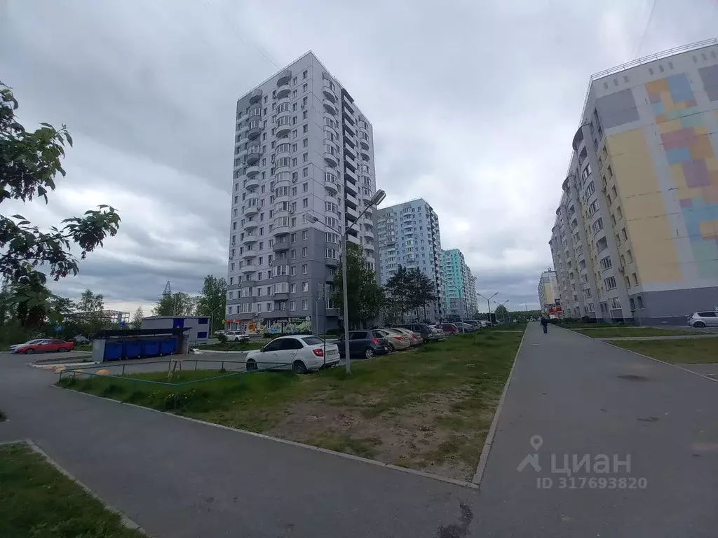 1-к кв. Тюменская область, Тюмень Антипино мкр, ул. Беловежская, 13к1 ... - Фото 0