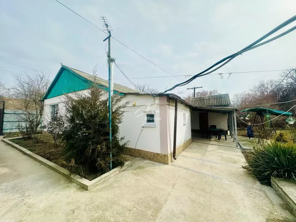 Дом в Крым, Бахчисарайский район, Почтовское с/пос, с. Новопавловка ... - Фото 1