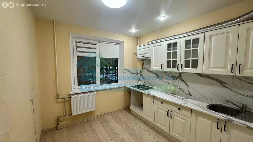3-комнатная квартира: Новороссийск, улица Видова, 169 (62.4 м) - Фото 1