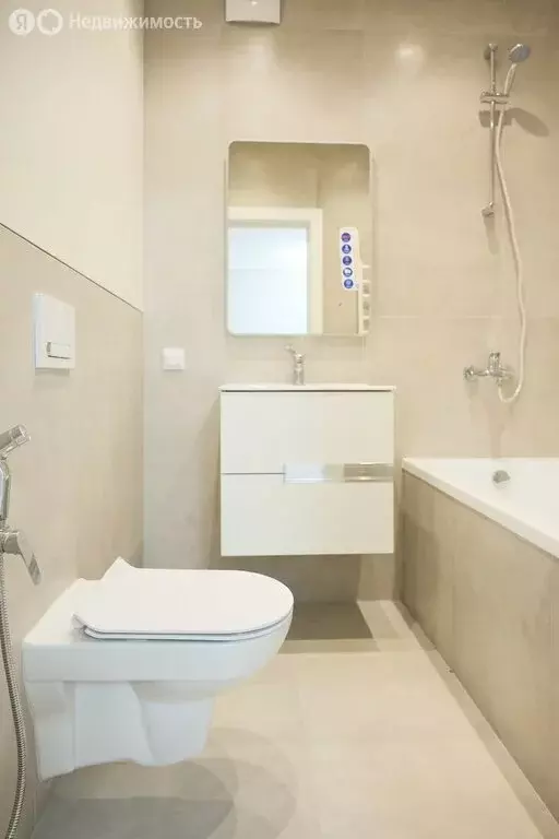 2-комнатная квартира: Энгельс, Полтавская улица, 6А (69.19 м) - Фото 1