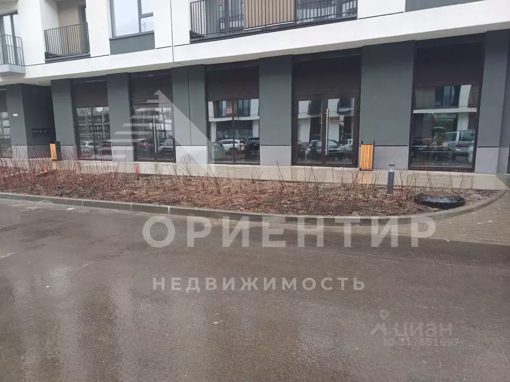 Помещение свободного назначения в Свердловская область, Екатеринбург ... - Фото 0