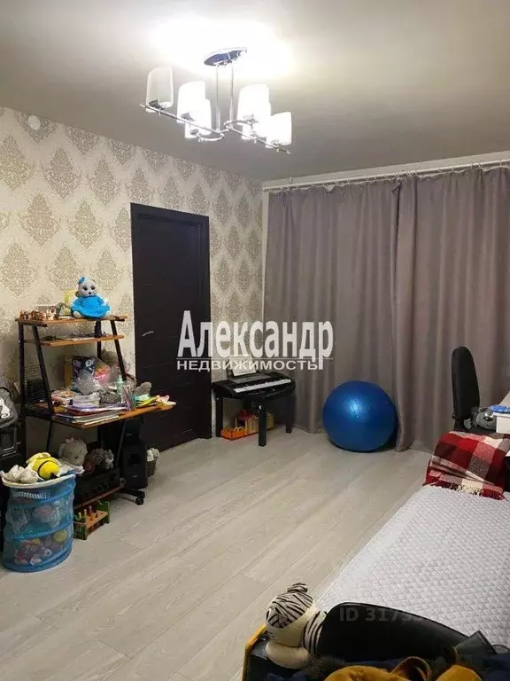 Квартира, 4 комнаты, 61.4 м - Фото 0