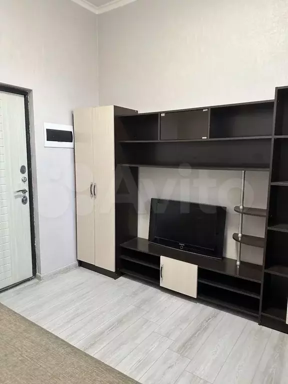 Комната 10 м в 8-к., 1/2 эт. - Фото 0