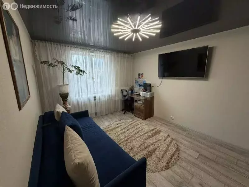 3-комнатная квартира: Севастополь, улица Бориса Михайлова, 19 (62.7 м) - Фото 2