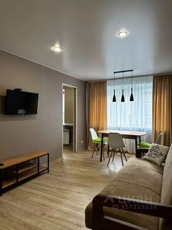2-к кв. Мурманская область, Мурманск ул. Коминтерна, 17 (41.6 м) - Фото 1
