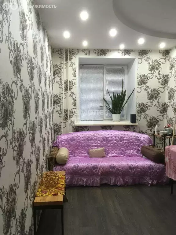 4-комнатная квартира: Кирово-Чепецк, улица Ленина, 3 (106.2 м) - Фото 0