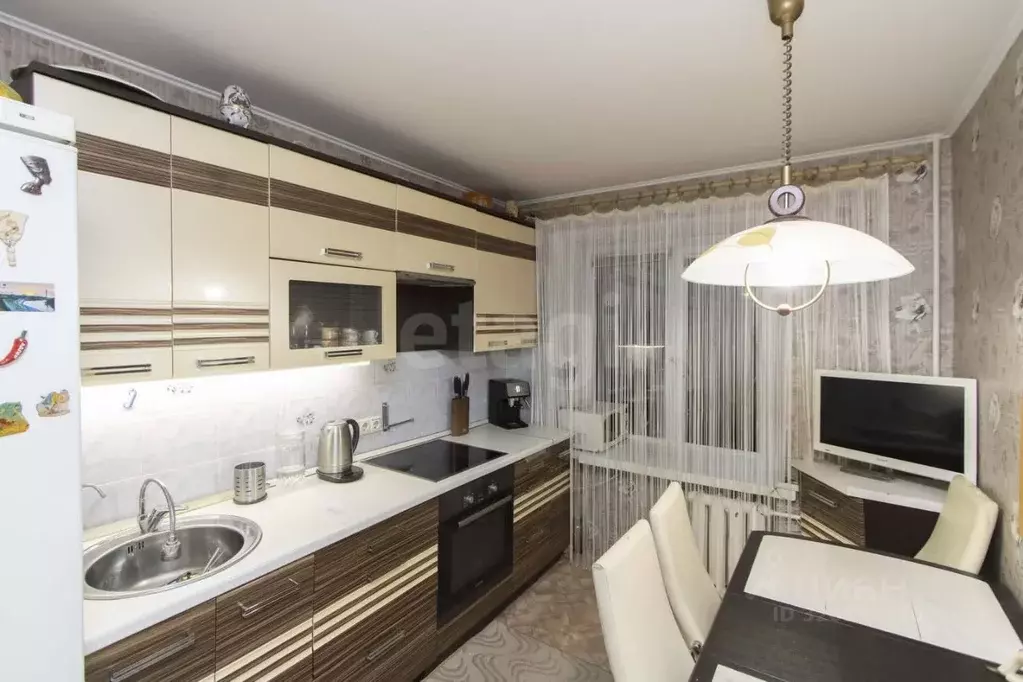 3-к кв. Тюменская область, Тюмень ул. Циолковского, 15 (72.9 м) - Фото 1