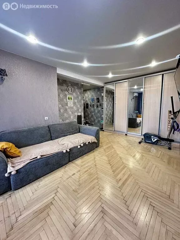 3-комнатная квартира: Пятигорск, Московская улица, 64 (50 м) - Фото 0