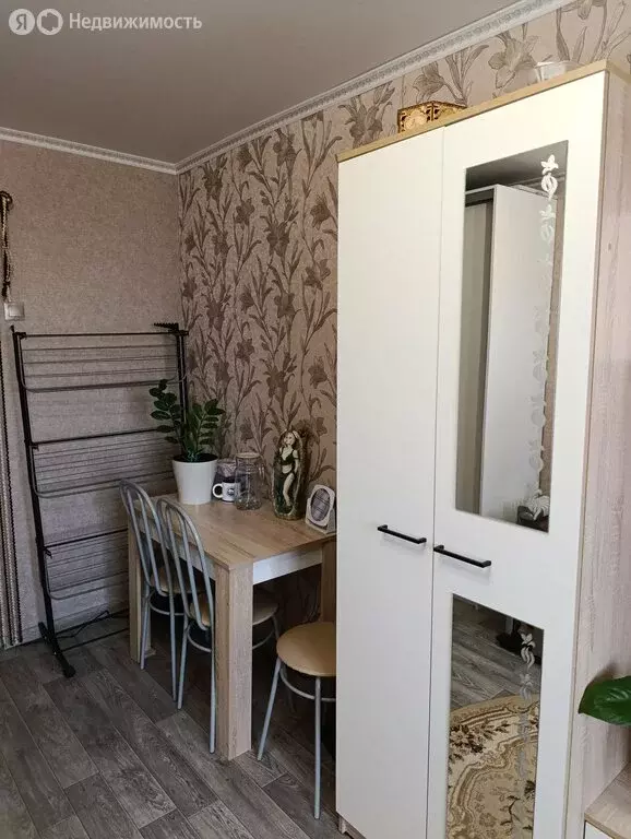 1к в 4-комнатной квартире (10 м) - Фото 1