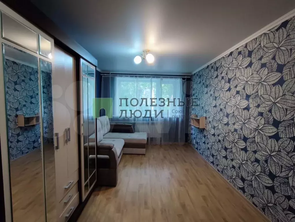 Комната 18 м в 5-к., 2/5 эт. - Фото 1