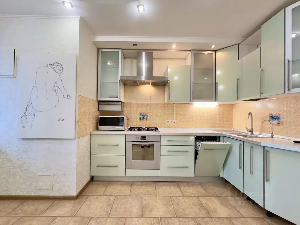 2-к кв. Татарстан, Казань ул. Академика Завойского, 13 (100.0 м) - Фото 0