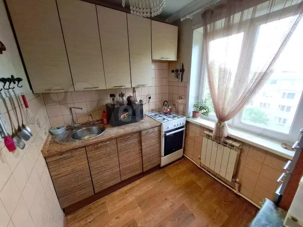 3-к. квартира, 57 м, 5/5 эт. - Фото 1
