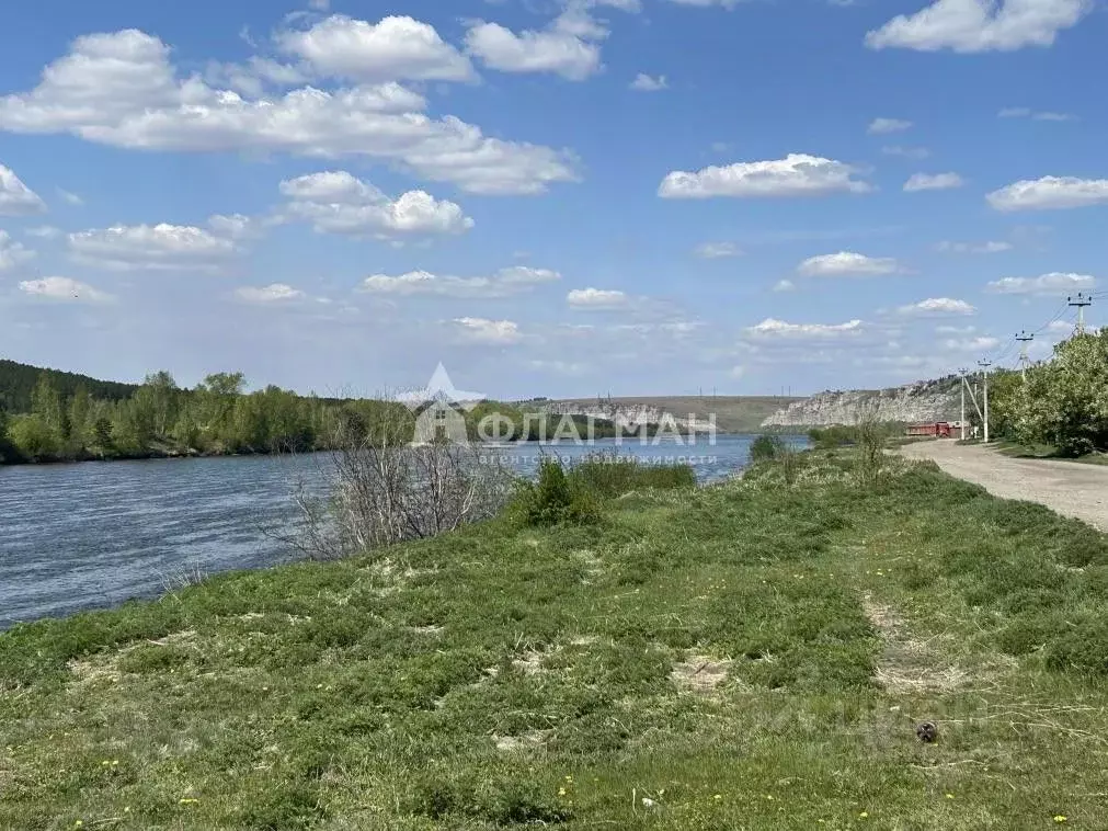 Дом в Иркутская область, Усольский район, Тайтурское муниципальное ... - Фото 1