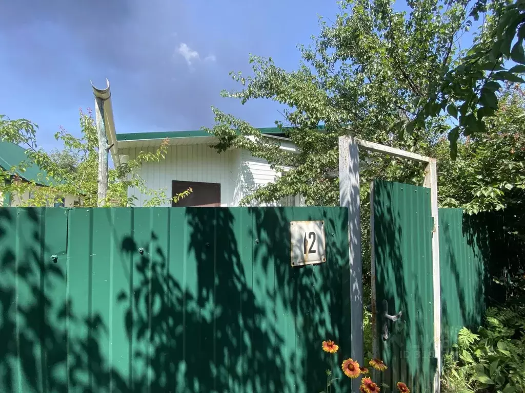 Дом в Саратовская область, Энгельс пос. Новое Осокорье, ул. Мира, 12 ... - Фото 2