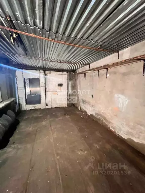 Гараж в Приморский край, Владивосток ул. Толстого, 52 (37 м) - Фото 1