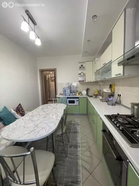 2-комнатная квартира: Чебоксары, Эгерский бульвар, 48 (65 м) - Фото 2