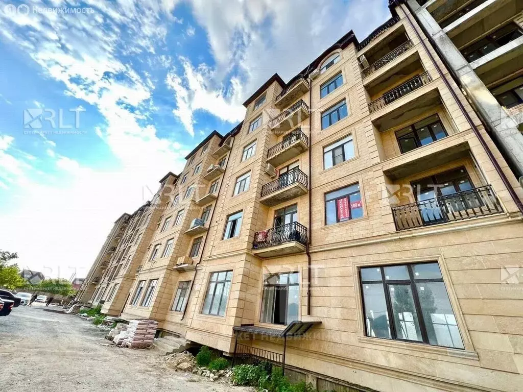 3-комнатная квартира: Махачкала, Московская улица, 49к4 (93.2 м) - Фото 1