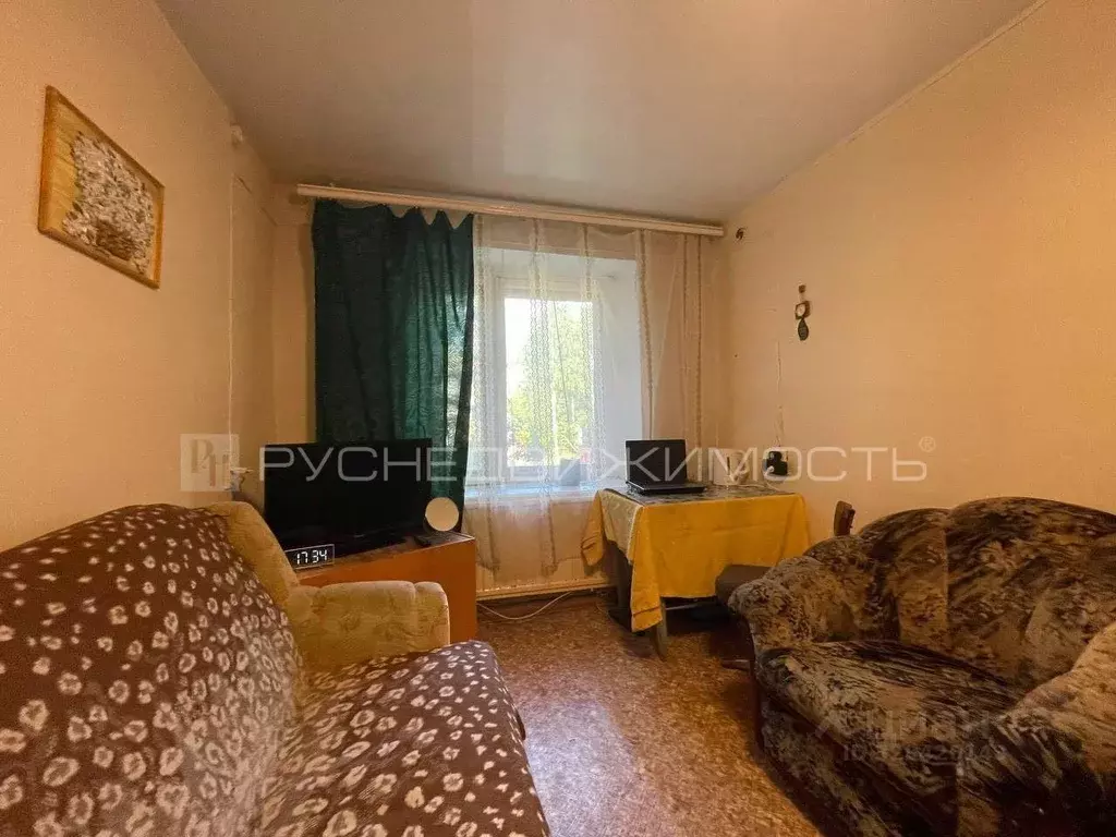 Комната Кировская область, Киров ул. Ивана Попова, 14А (12.0 м) - Фото 1