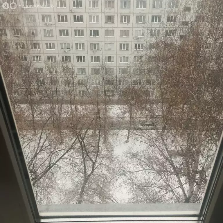 Квартира-студия: Кемерово, Октябрьский проспект, 85 (16.5 м) - Фото 0