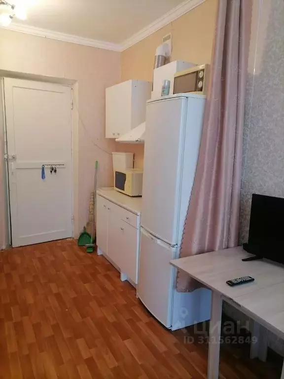 Комната Омская область, Омск просп. Мира, 37а (17.6 м) - Фото 1